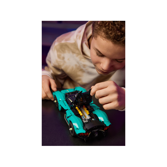 Lego Technic Aston Martin Valkyrie 42208