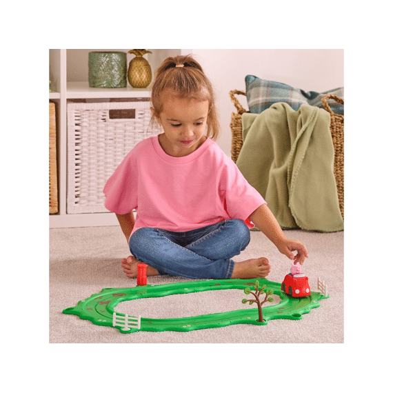 Peppa Pig Whizz Around Peppas Little Red Car Set