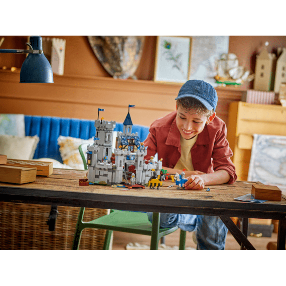 Lego Creator Middeleeuws Kasteel Met Ridders Te Paard 31168