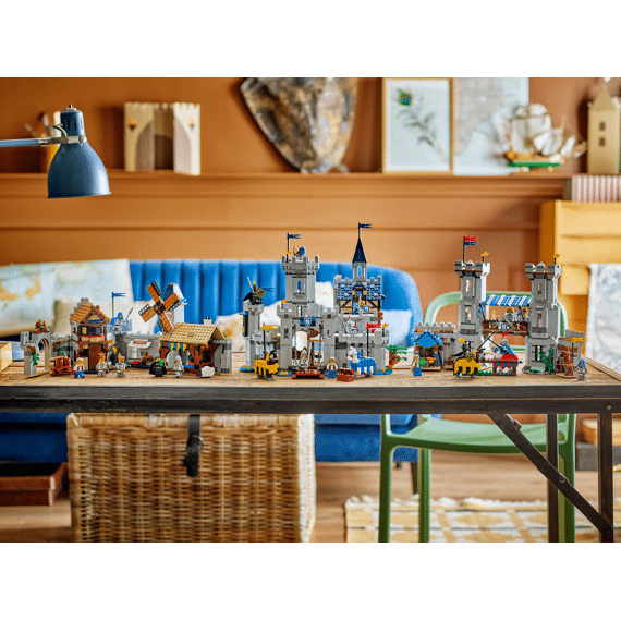 Lego Creator Middeleeuws Kasteel Met Ridders Te Paard 31168