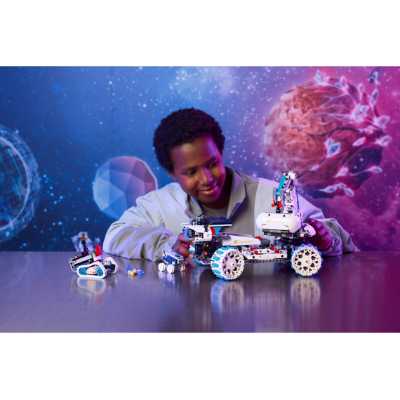 Lego Technic Lunar Outpostt Maanrover Ruimtevoertuig 42211
