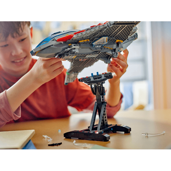Lego Super Heroes Marvel Avengers: Age Of Ultron Quinjet 76325