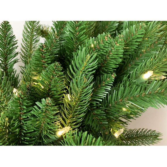 Grande Fir Wreath D61cm 50l Transfo