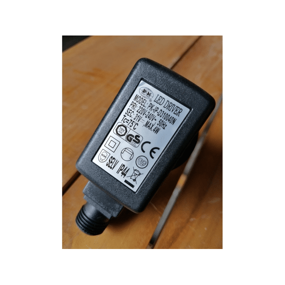 Grande Fir Wreath D61cm 50l Transfo