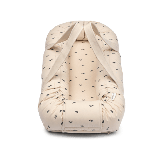 Liewood Gro Babylift Babynest Mini Whale Sandy