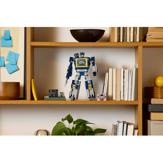 Lego 10358 Icons Transformers Soundwave