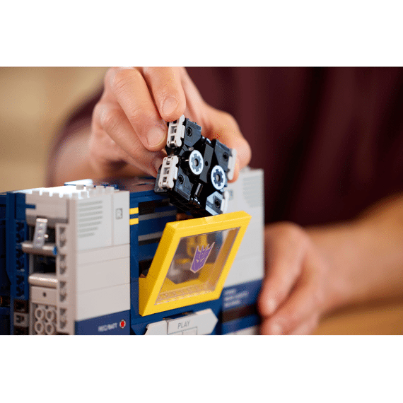 Lego 10358 Icons Transformers Soundwave
