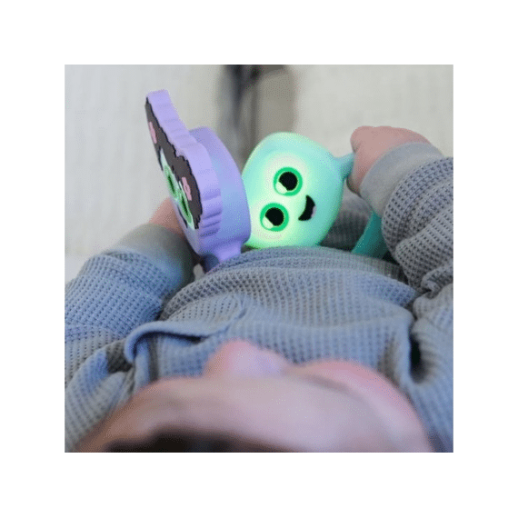 Glo Pals Rattle Lumi Purple