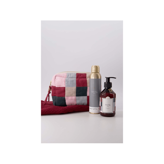 Zusss Gastendoekje Warm Hugs Donkerrood