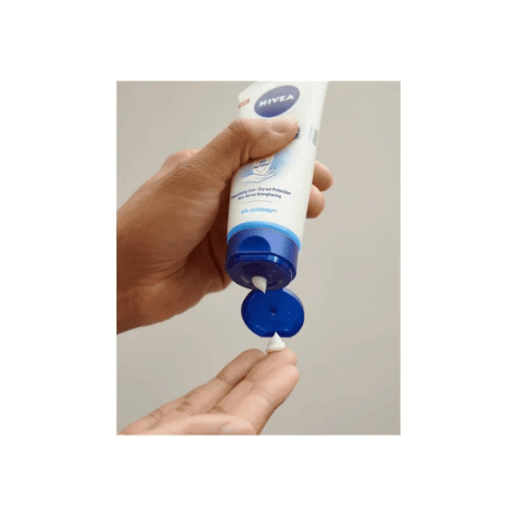 Nivea Handcreme 3-in-1 Care & Protect Anti-bacterieel 100ml