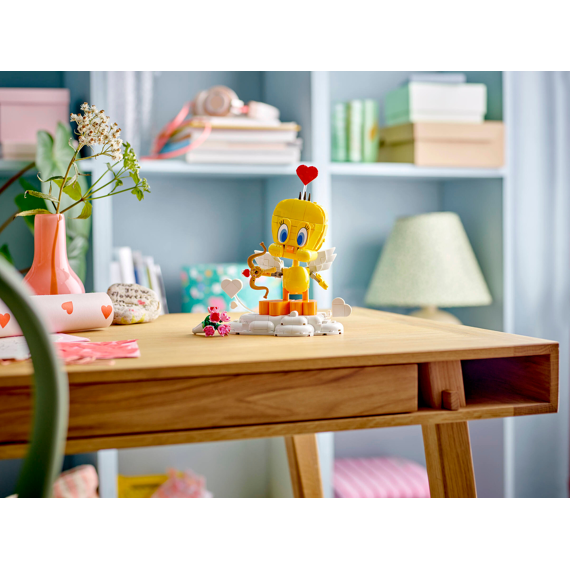 Lego Seasons And Occasions Lieve Tweety 40824