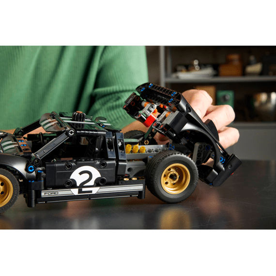 Lego Technic 1966 Ford Gt40 Mkii Racewagen 42223