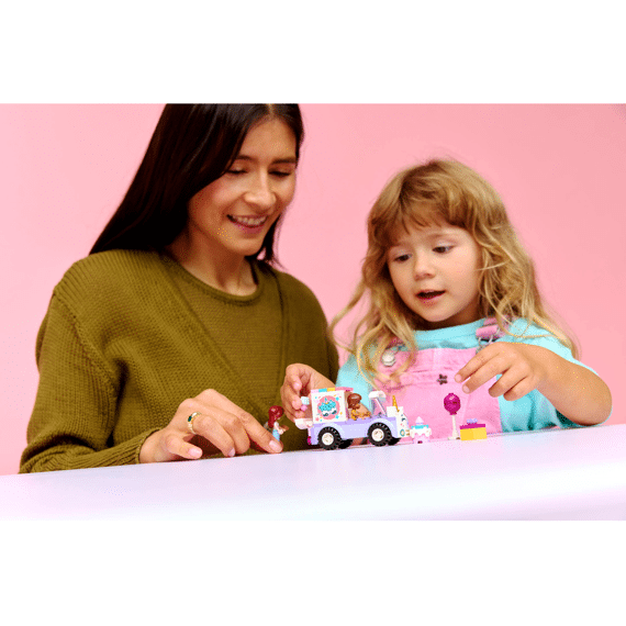 Lego Friends Eenhoorn Taartenbezorgauto 42675