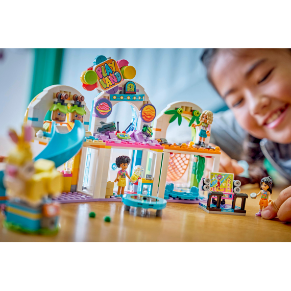 Lego Friends Binnenspeeltuin 42686