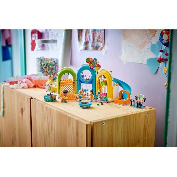 Lego Friends Binnenspeeltuin 42686