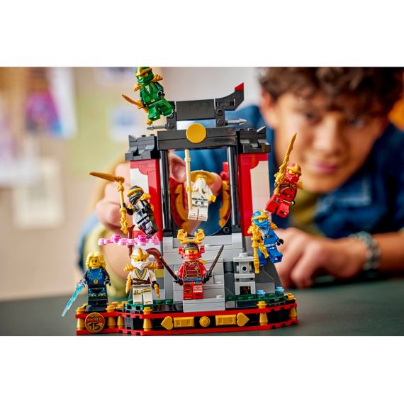 Lego Ninjago 15-jarig Jubileum: Display Met Ninjapersonages 71866