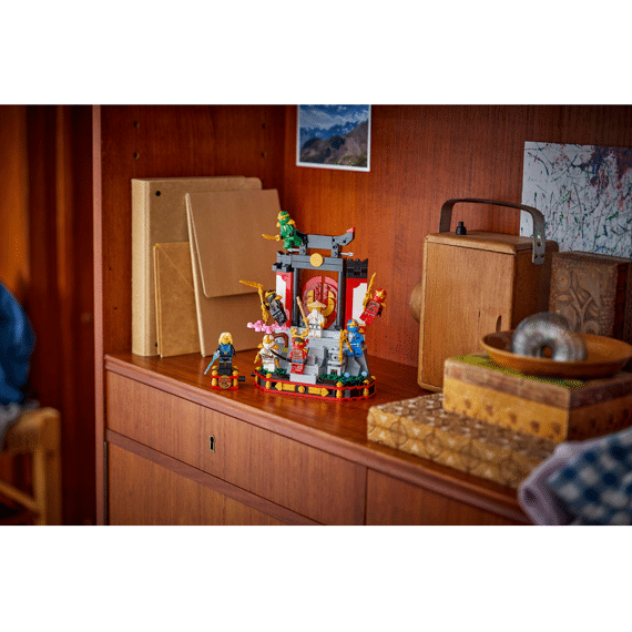 Lego Ninjago 15-jarig Jubileum: Display Met Ninjapersonages 71866