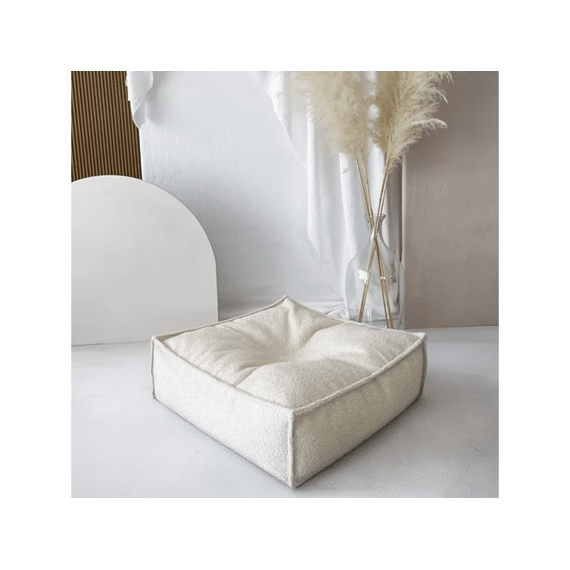 Moje Ottoman Bouclé Cream