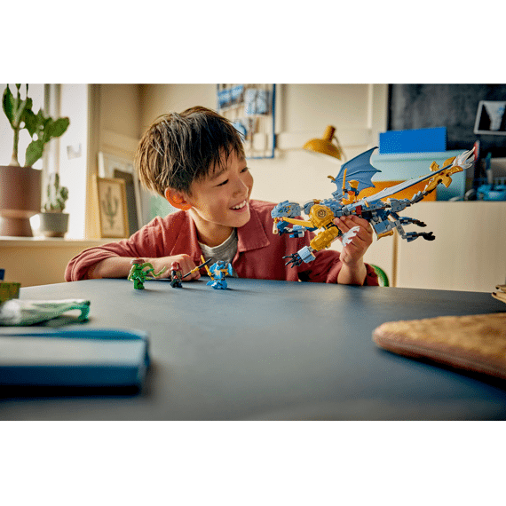 Lego Ninjago 71855 Ninjadraak Riyus Strijd