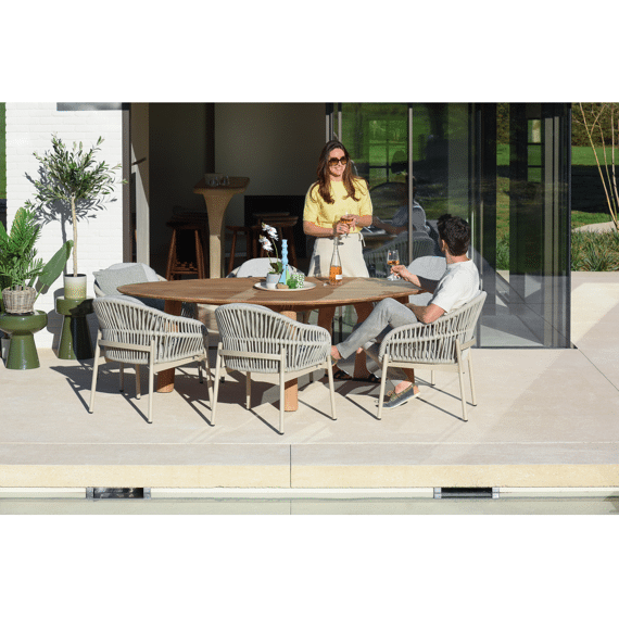 Callisto Organic Eettafel 150x125xh75cm Teak Natural