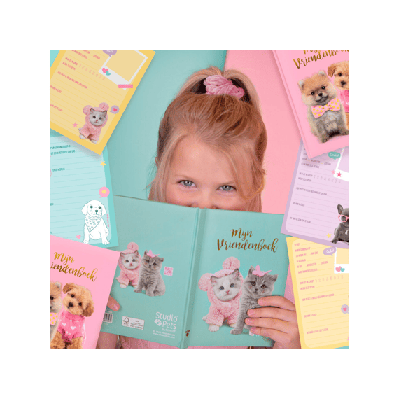 Studio Pets Vriendenboek Puppy