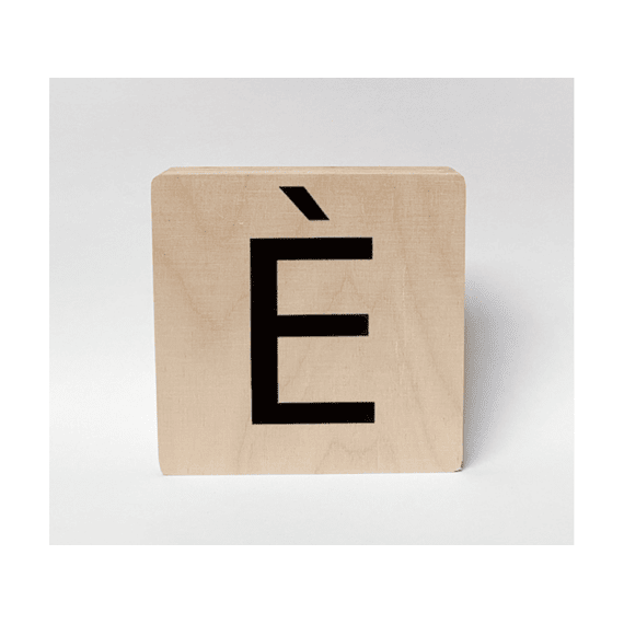 Minimou Houten Letter 18mm E Grave