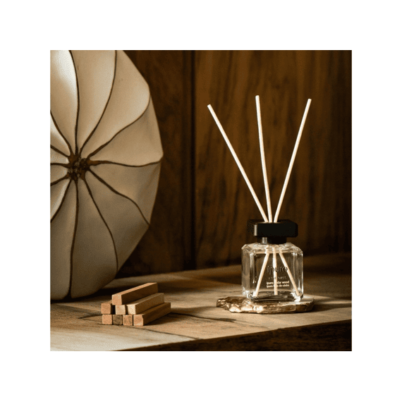 Ipuro Essentials Geurstokjes 200ml Cedar Wood