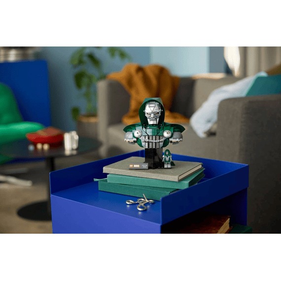 Lego Super Heroes Marvel 76345 Doctor Doom Buste