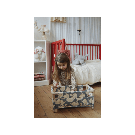 Konges Sjold Toys Reisbedje Voor Poppen Swan