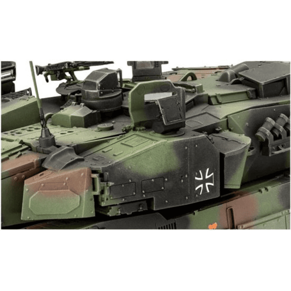 Revell 03360 Leopard 2a7a1