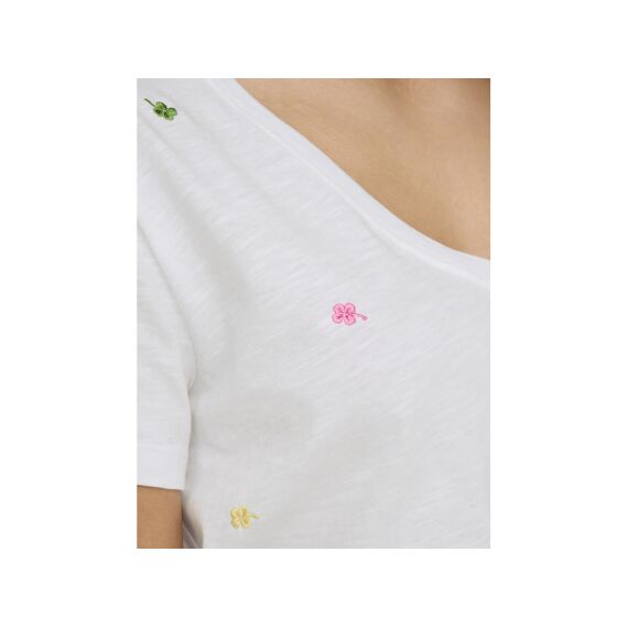 Only T-shirt