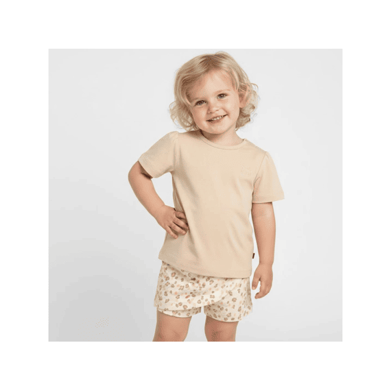 Frogs And Dogs Short