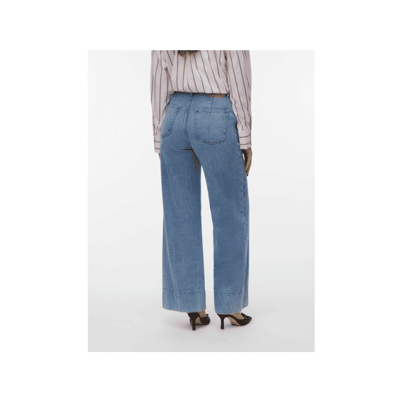 Aware Jeans