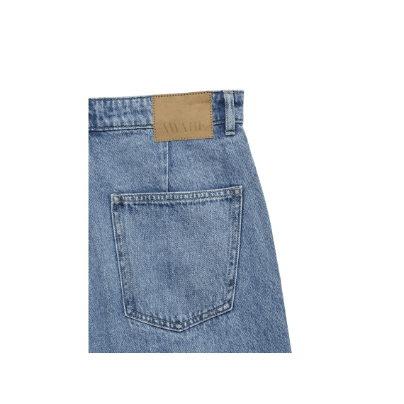 Aware Jeans