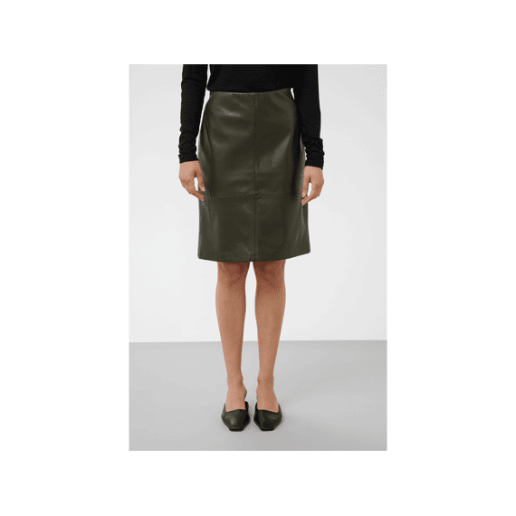 Soaked In Luxury Rok