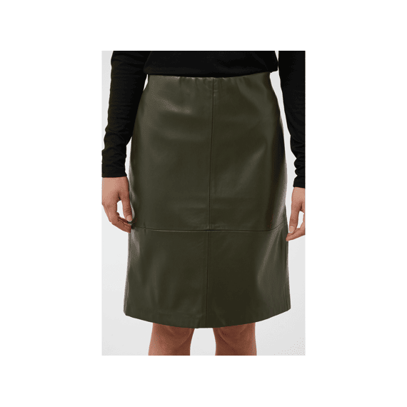 Soaked In Luxury Rok