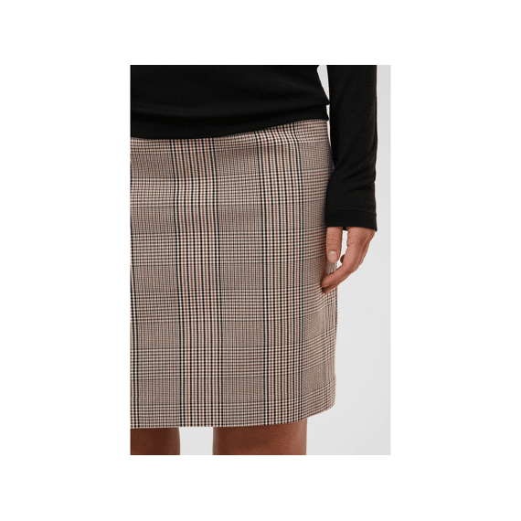 Soaked In Luxury Rok