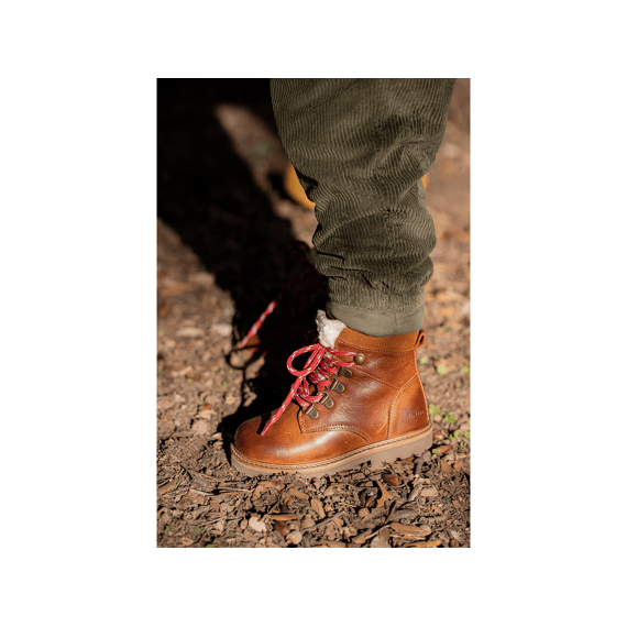 One More In The Family Broek