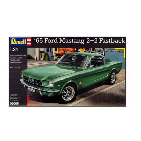 Revell 07065 1965 Ford Mustang 2+2 Fastba