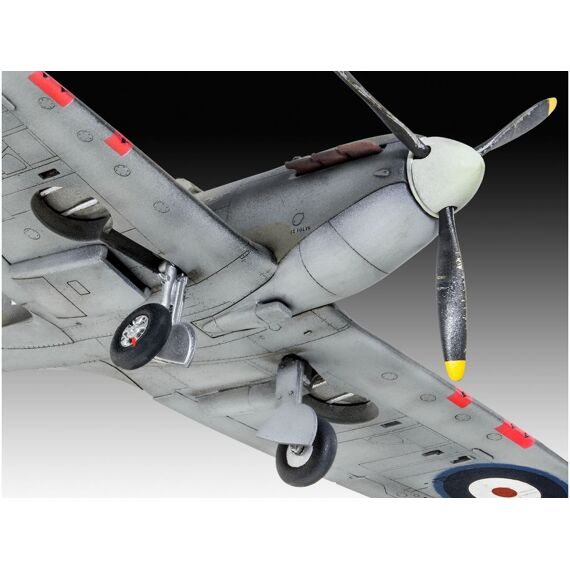 Revell 03953 Spitfire Mk. Iia