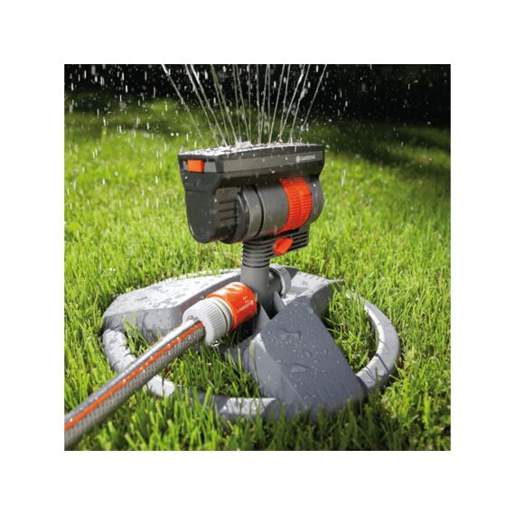 Gardena Zwenksproeier Aquazoom Compact Promo