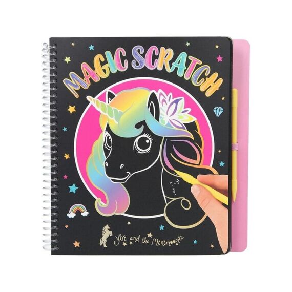 Ylvi & The Minimoomis Magic Scratch Boek