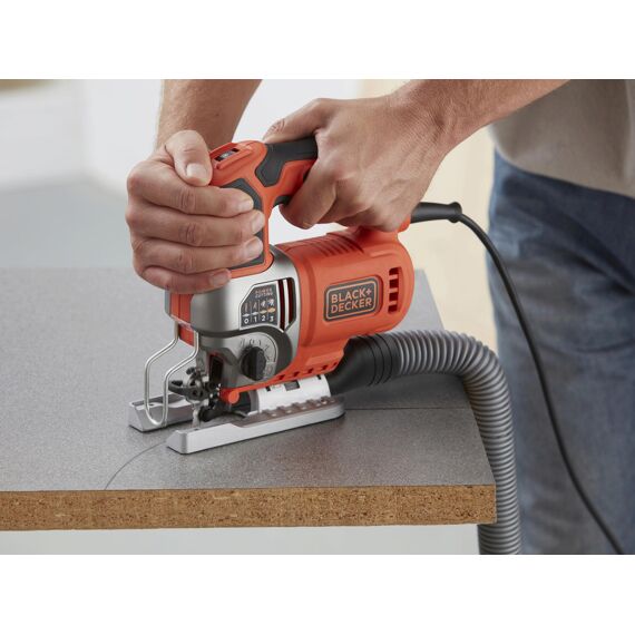 Black+Decker 650W Penderdecoupeerzaag In Koffer