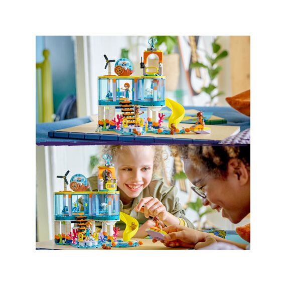 LEGO Friends 41736 Reddingscentrum Op Zee