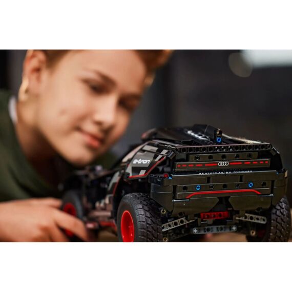 LEGO Technic 42160 Audi Rs Q E-Tron