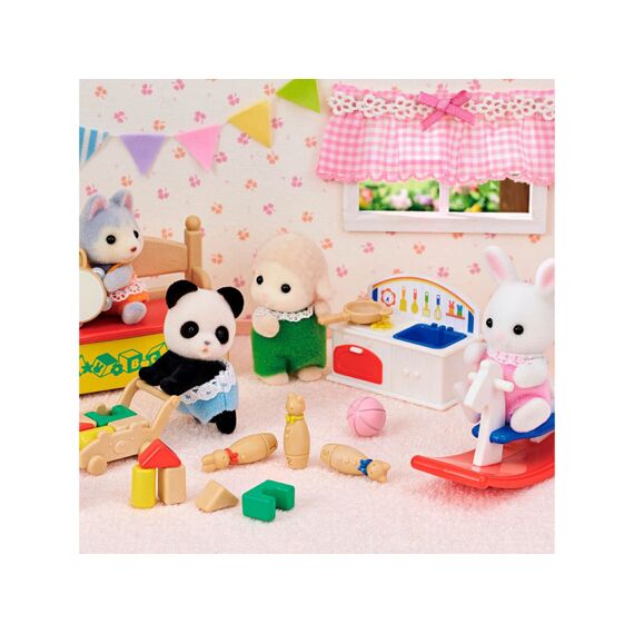 Sylvanian Families Baby'S Speelkamer- Baby Panda & Sneeuwwitkonijn