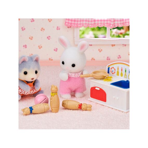 Sylvanian Families Baby'S Speelkamer- Baby Panda & Sneeuwwitkonijn