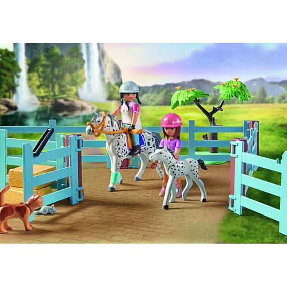 Playmobil 71351 Waterfall Ranch