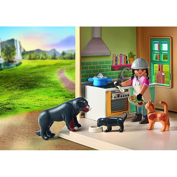 Playmobil 71351 Waterfall Ranch