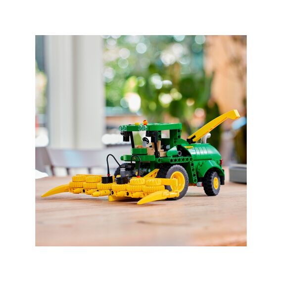 LEGO Technic 42168 John Deere 9700 Forage Harvester